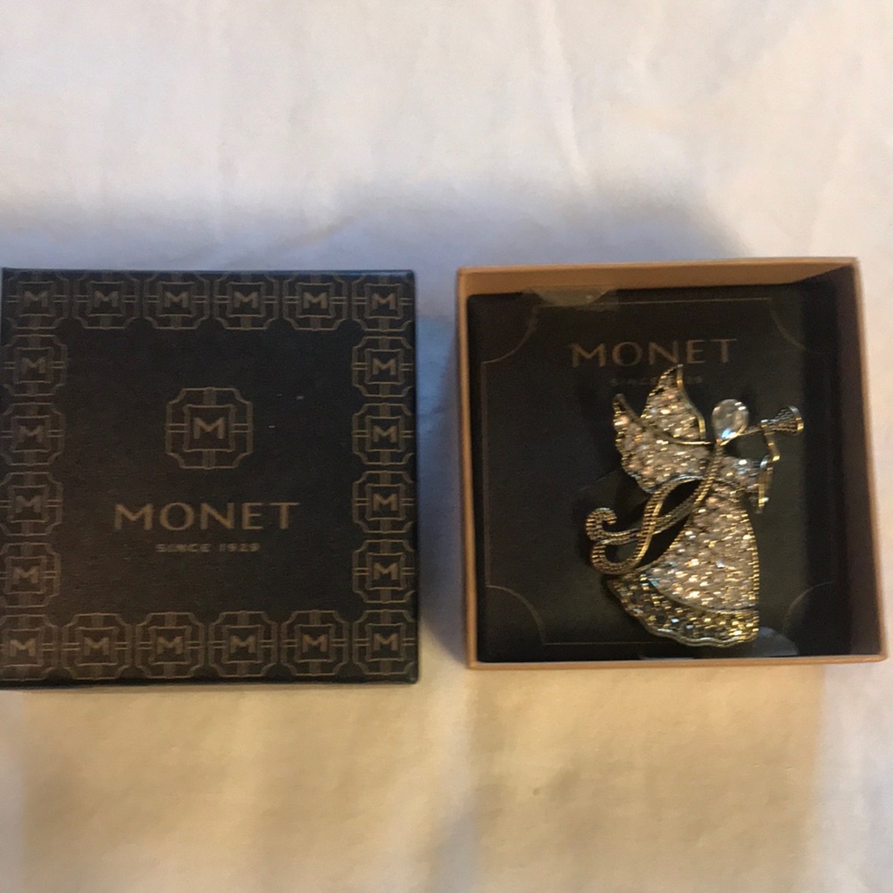 Vintage Signed Monet Since 1929 Angel Pin/Brooch
